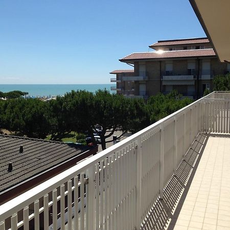 Residence Gallo - Walterigato Apartments Per Solo Famiglie Τζεσόλο Λίντο Δωμάτιο φωτογραφία