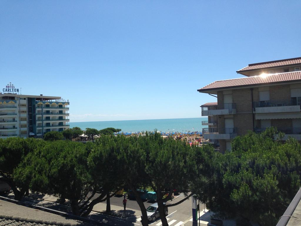 Residence Gallo - Walterigato Apartments Per Solo Famiglie Τζεσόλο Λίντο Εξωτερικό φωτογραφία