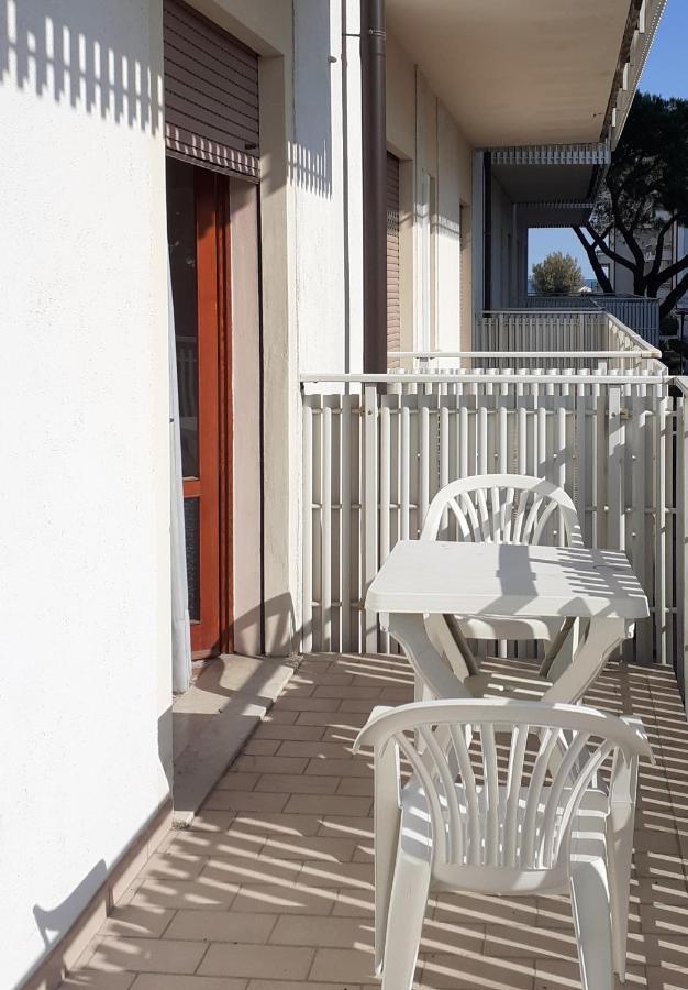 Residence Gallo - Walterigato Apartments Per Solo Famiglie Τζεσόλο Λίντο Εξωτερικό φωτογραφία